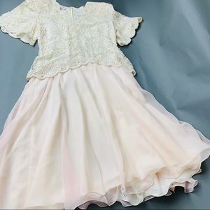 Laurence Kazar New York Bridal Dress-Cream-Medium. Lace. Short sleeves.